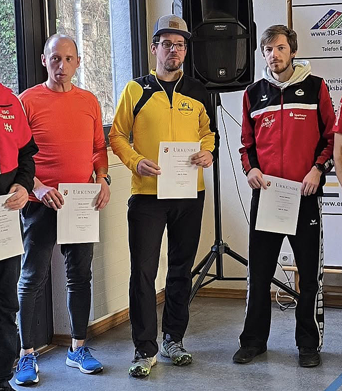 2025-11-15 Laubach RLP-Cross Siegerehrung 2025-11-15 Laubach RLP-Cross Siegerehrung