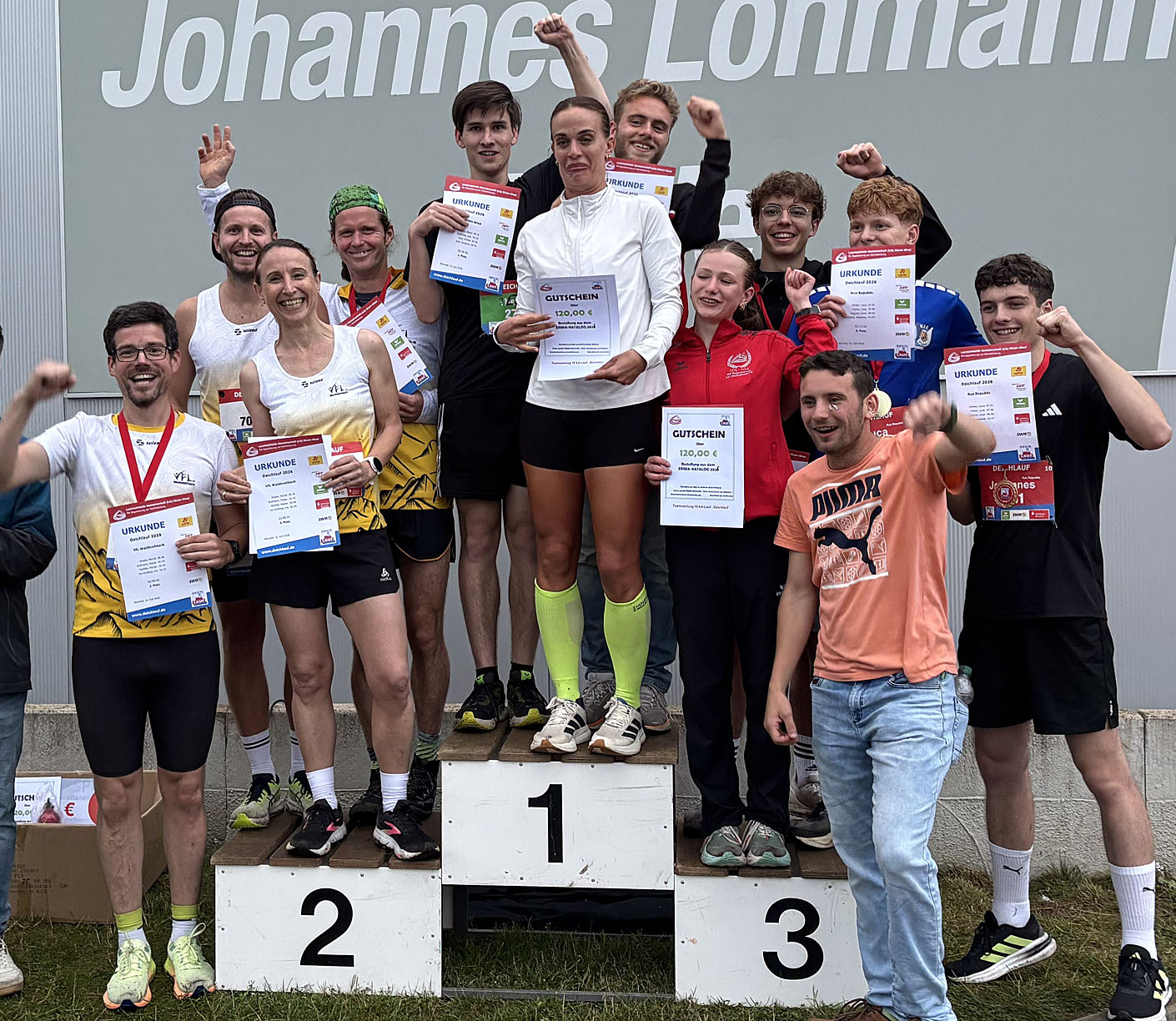 2026-06-12 Deichlauf Siegerehrung Team